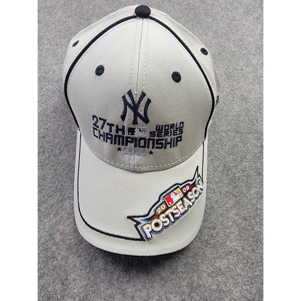 New York Yankees Hat Cap Strap Back Mens One Size Gray MLB Baseball 2009 New Era